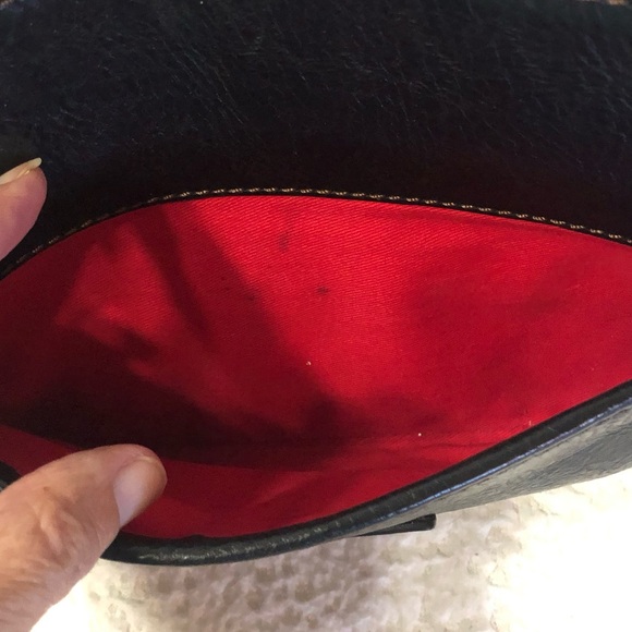 Dooney and Bourke Small Crossbody Bag in Black Florentine Leather. EUC - Picture 7 of 9